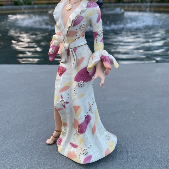Lenox disco darling fine porcelain Statue collectible - Picture 7 of 14